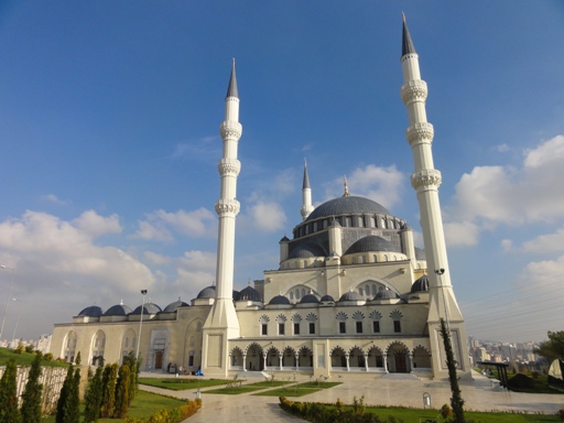 Mimar Sinan Camii artık engelsiz!